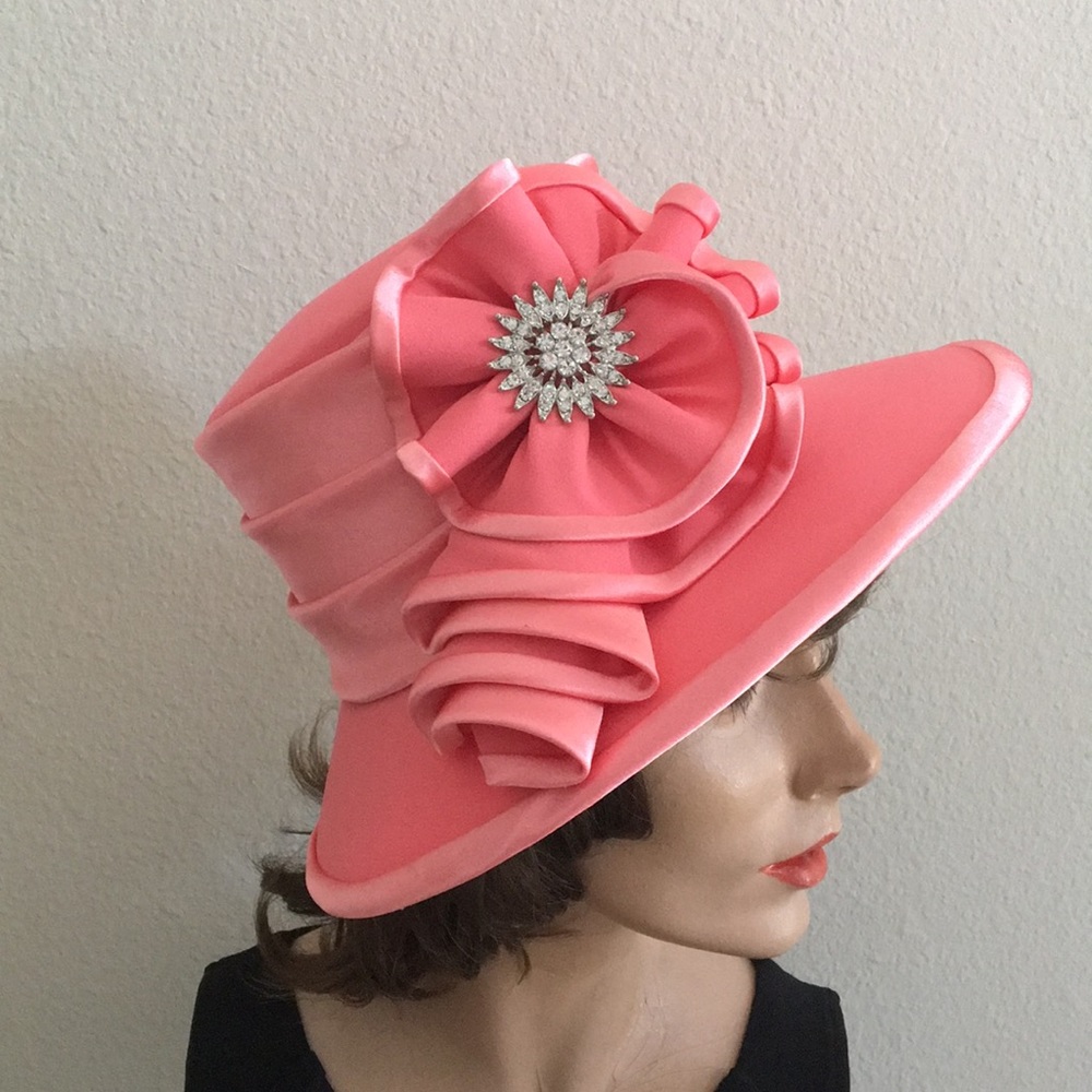 NWOT Ms. Hi’s Classic Peach Color Hat